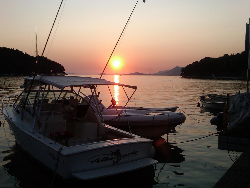 Apartments Red Coral Cavtat Eksteriør bilde